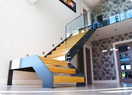 The minimalist stair screen makes a bold statement with stunning results. Modern, elegant and creative.